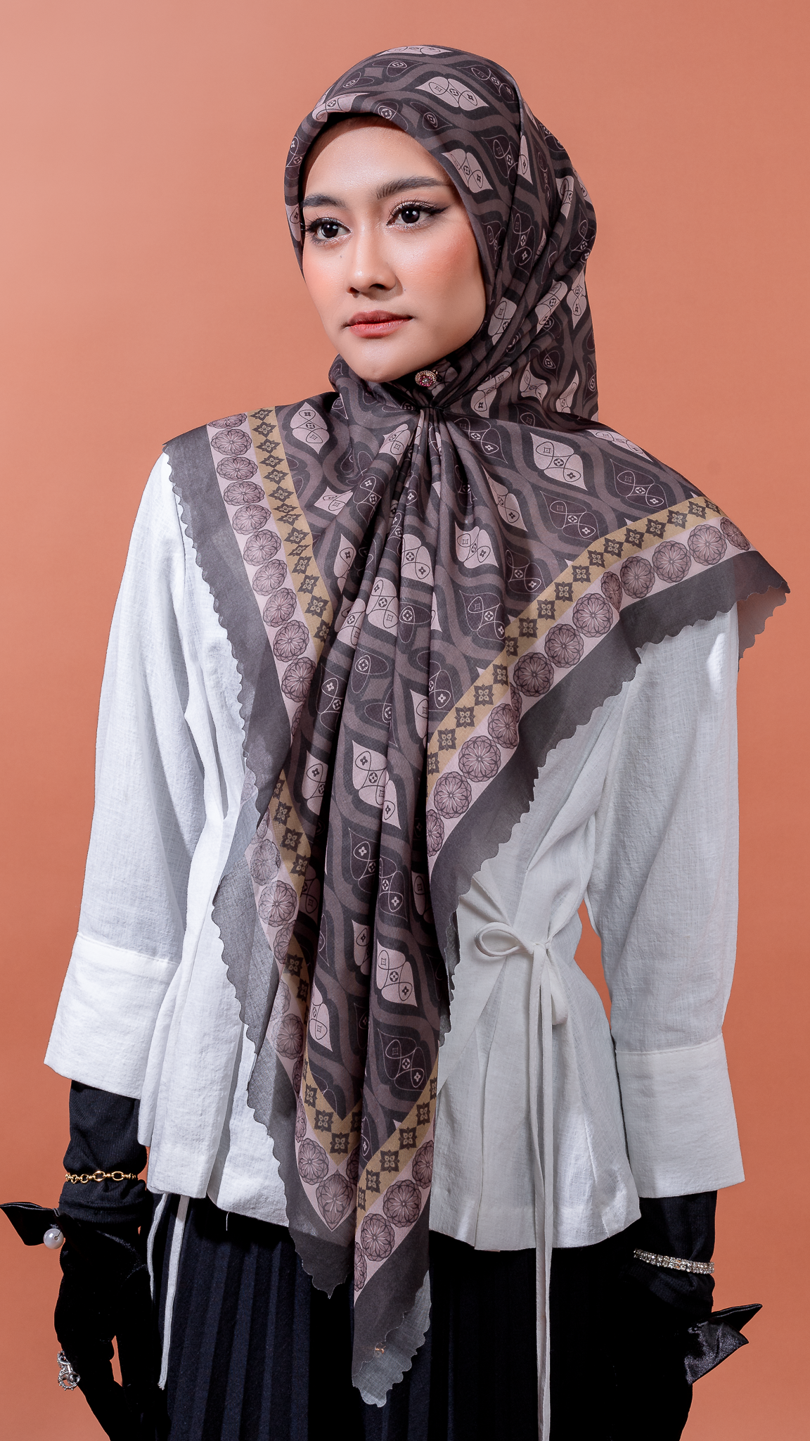 Srikandi Bawal with Laser Cut