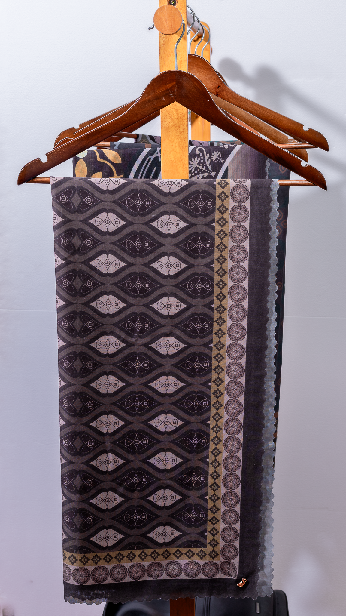 Srikandi Bawal with Laser Cut