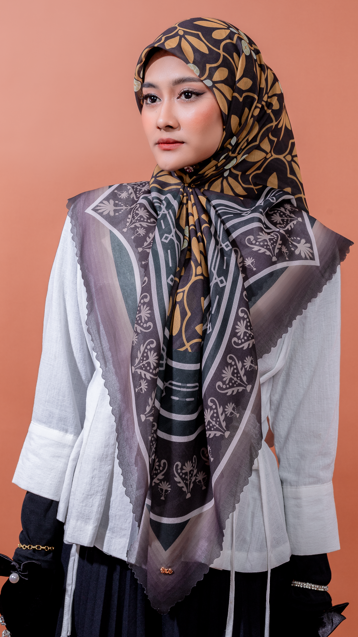 Srikandi Bawal with Laser Cut